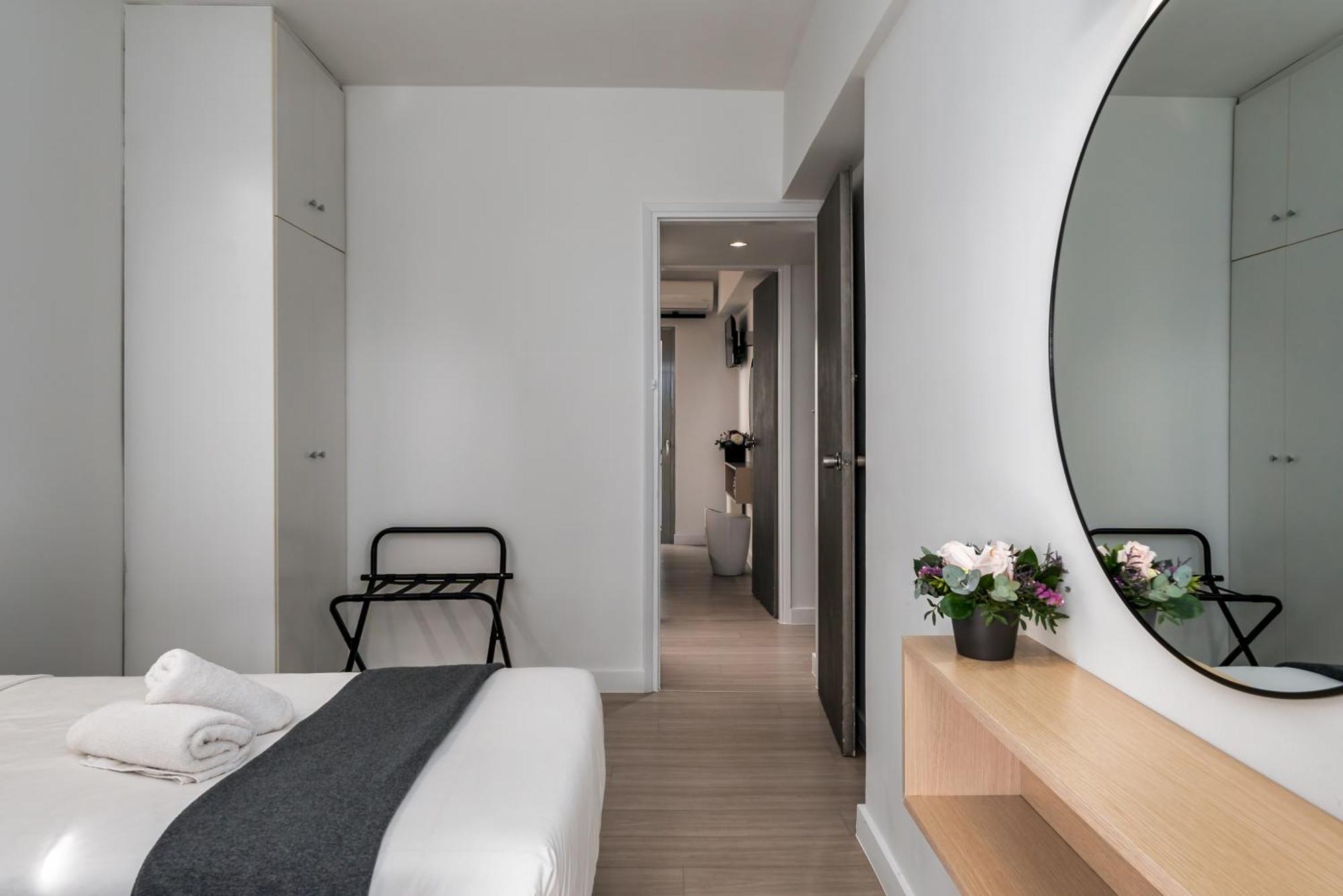 Hotel Adonis Athena Bagian luar foto