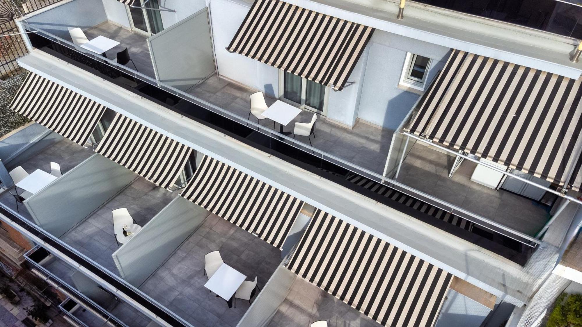 Hotel Adonis Athena Bagian luar foto